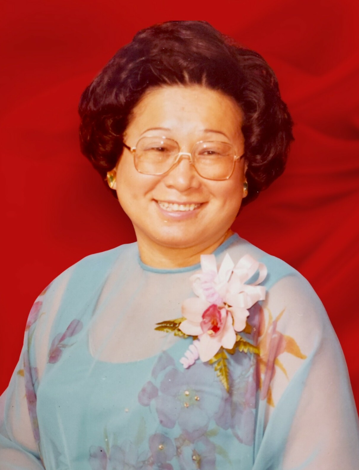 Mrs. Betty  Ho-Tom