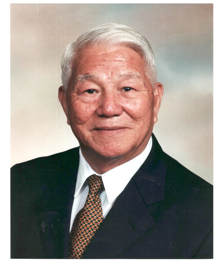 Mr. Ping Kuang  陳炳光先生