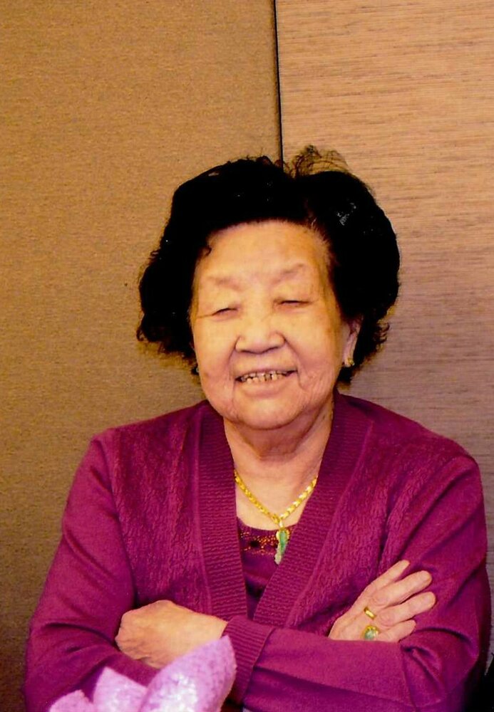 Ms. Fen Ying Lu  卢凤英女士