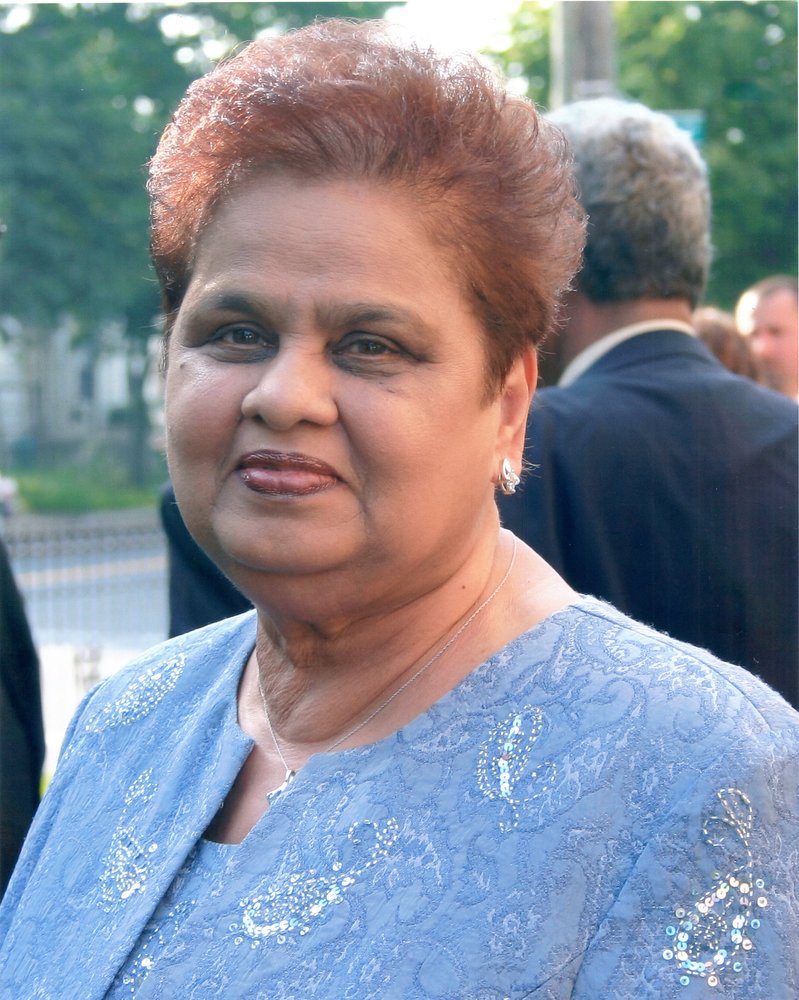 Mrs. Ivy   Ramlakan 