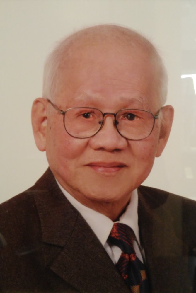 Mr. Kit Cheun Lau