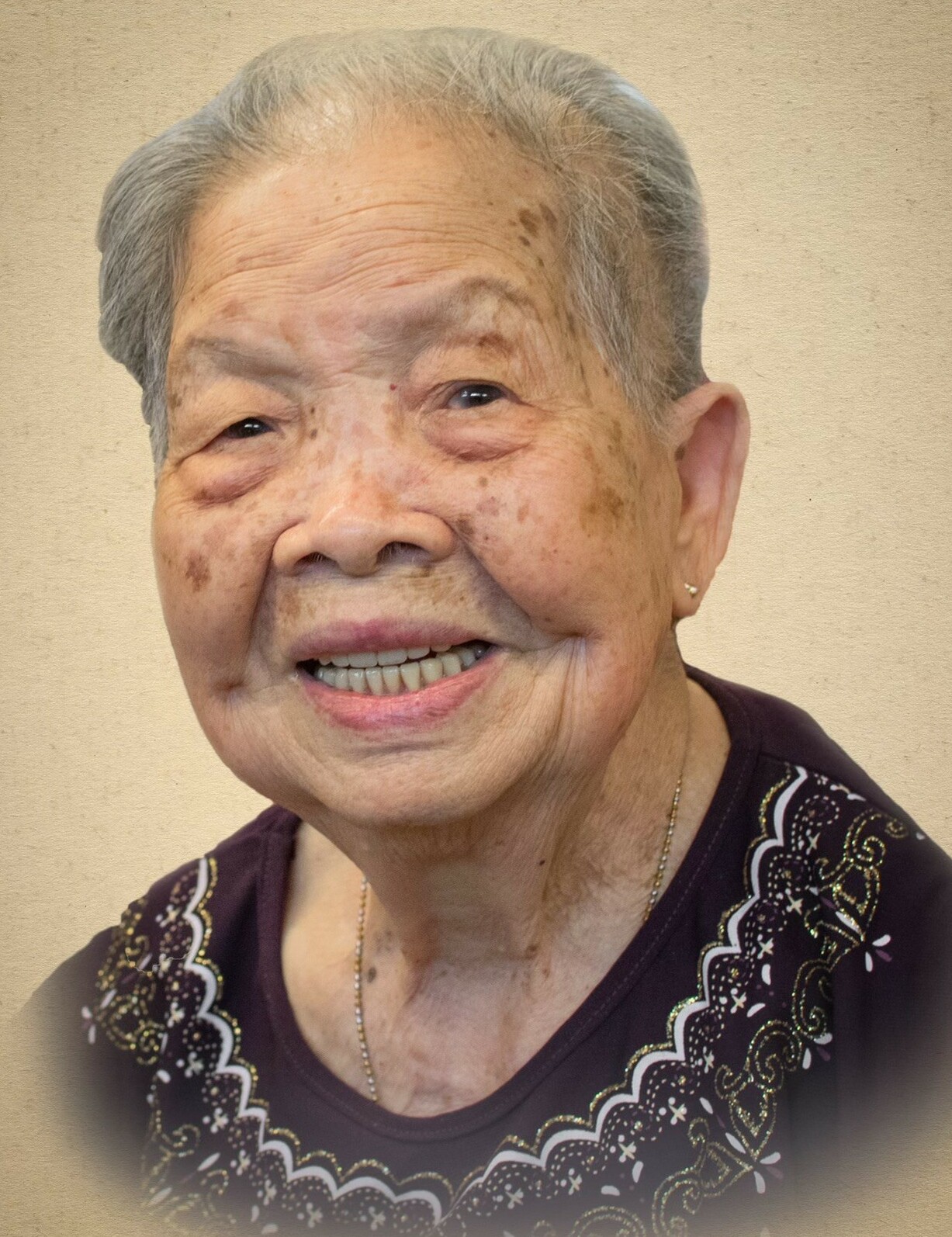 Ms. Chi Hoan Huynh 吳黃煥枝太夫人